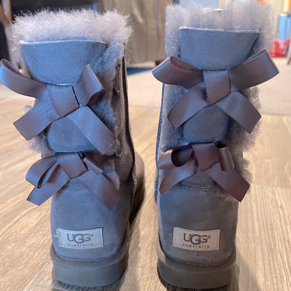 Ugg Bailey Bow Grey Size 8